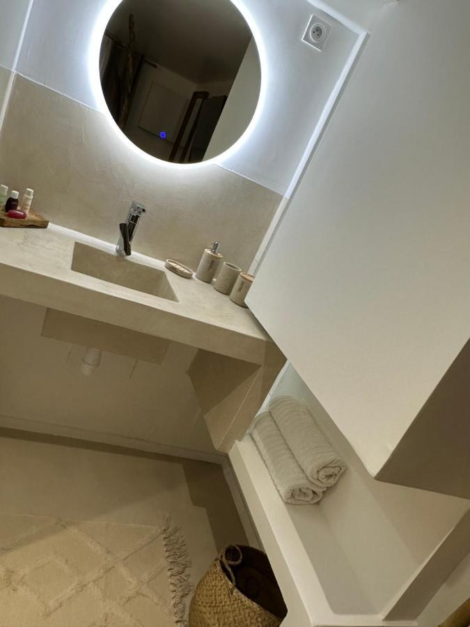 Appartement Jacuzzi Prive Avignon Exterior foto